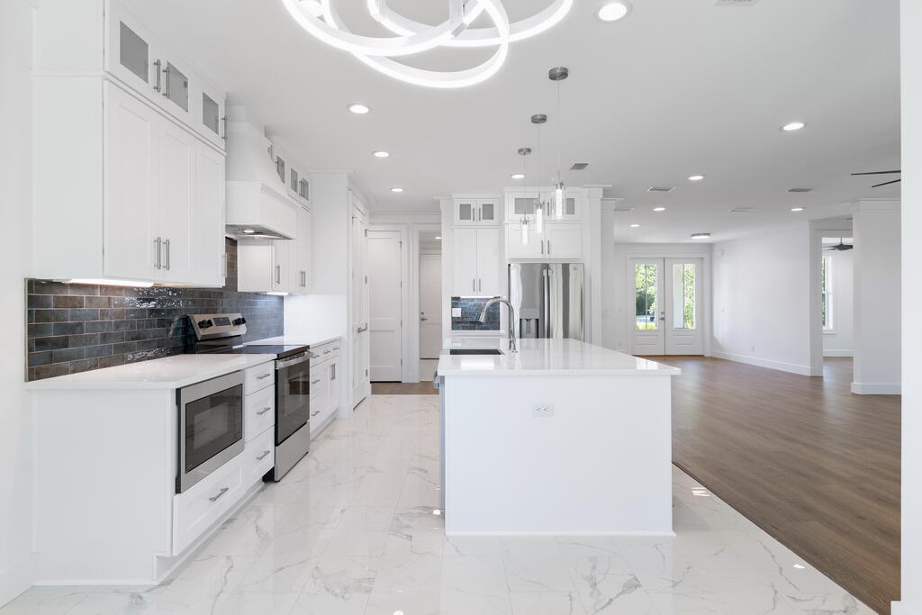 100 Grizzly Street Freeport, FL 32439 - Photo 6 of 65 15_1