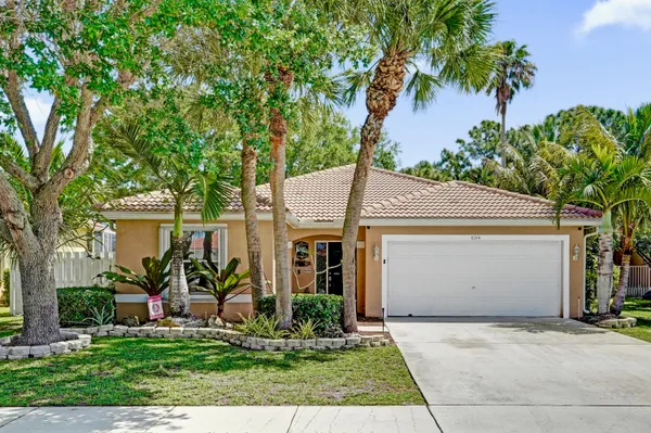 $599,000 | 6214 Sand Hills Circle, Lake Worth, FL 33463