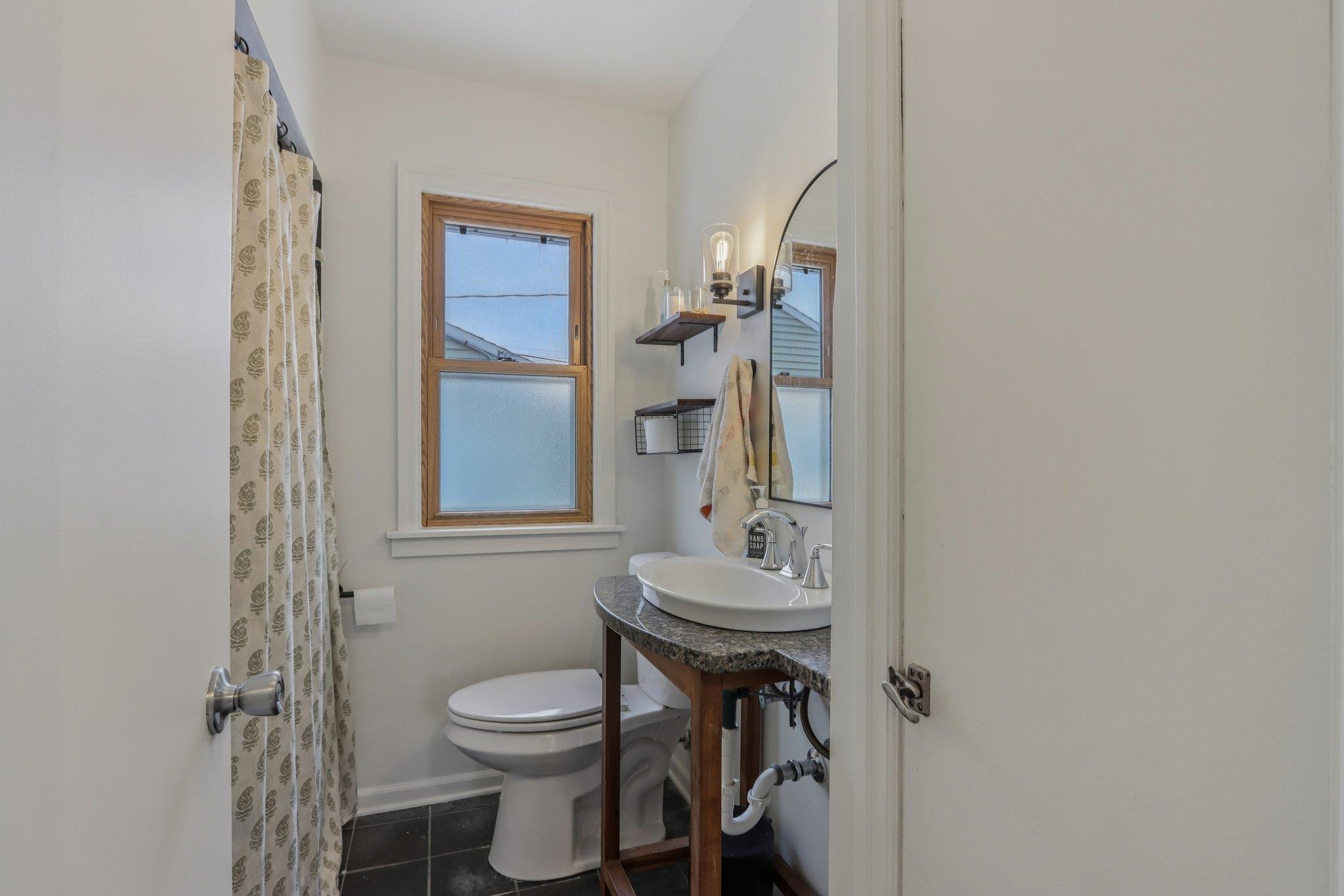 3040 North 83rd Street Milwaukee, WI 53222 - Photo 16 of 46