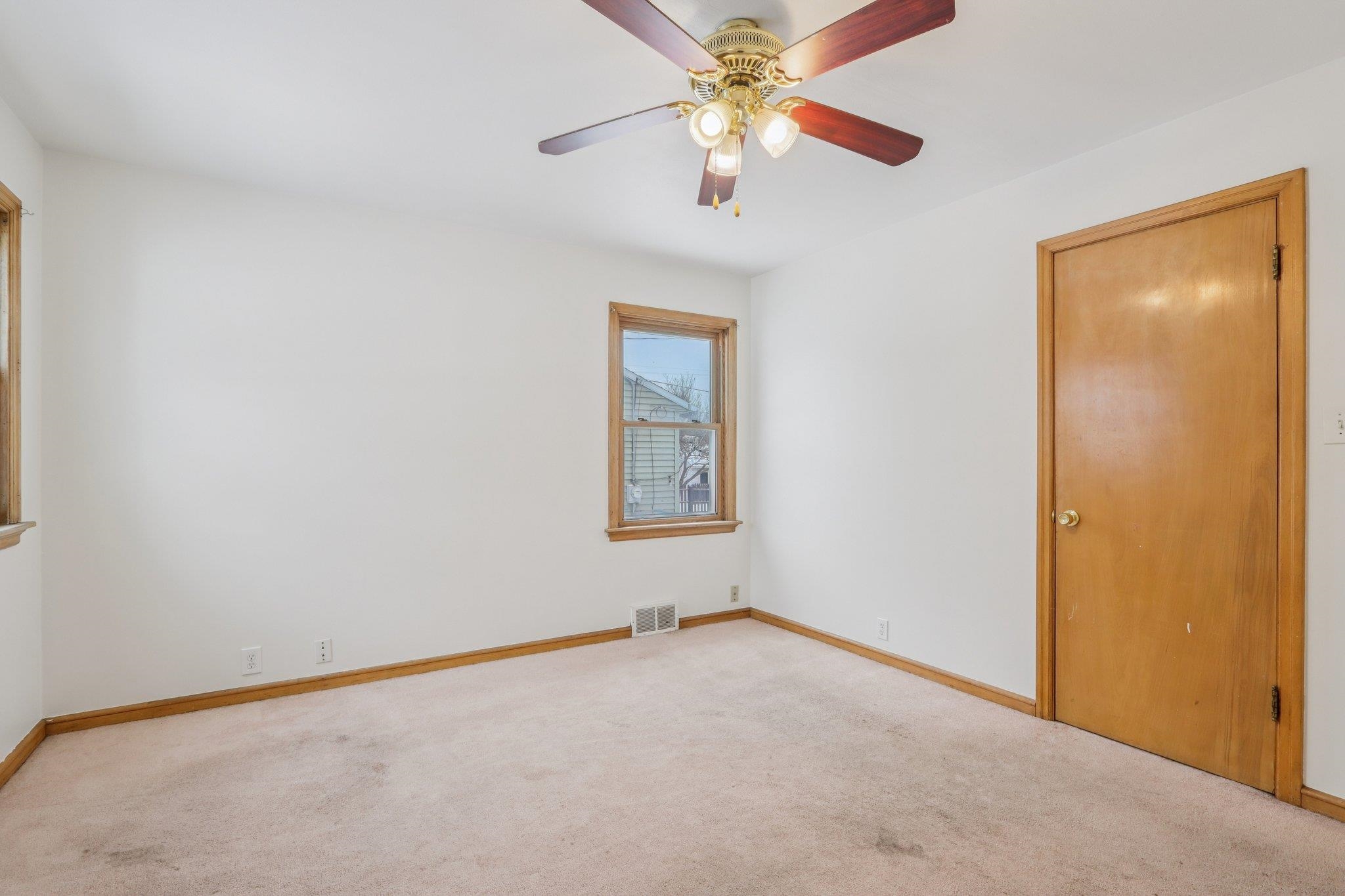 3040 North 83rd Street Milwaukee, WI 53222 - Photo 22 of 46