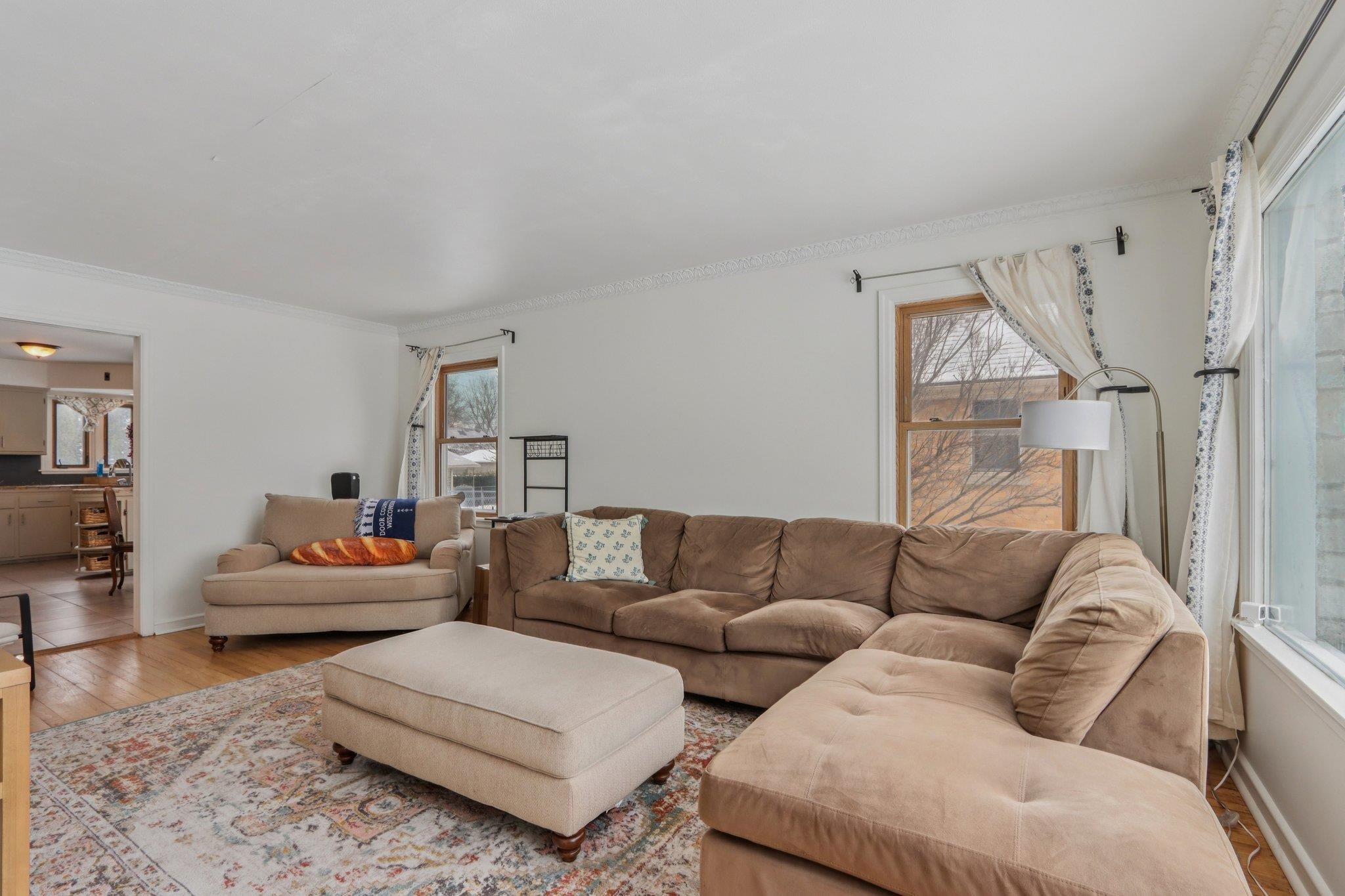 3040 North 83rd Street Milwaukee, WI 53222 - Photo 5 of 46