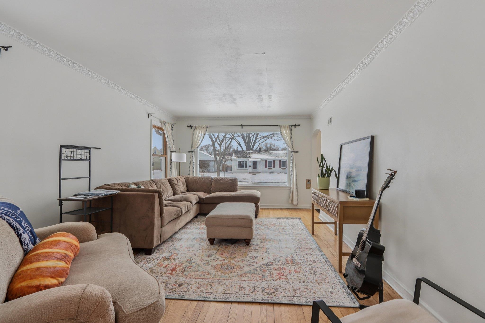 3040 North 83rd Street Milwaukee, WI 53222 - Photo 6 of 46