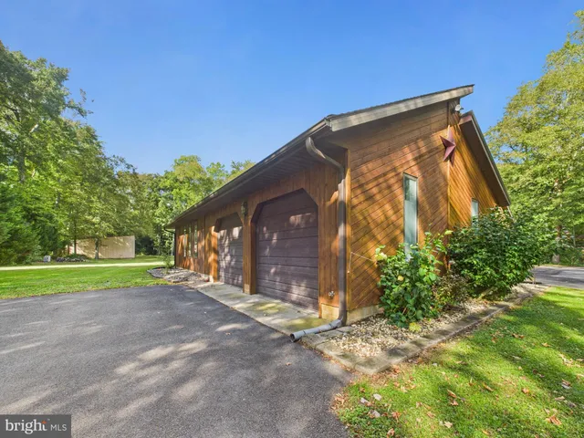 $499,000 | 519 Marshyhope Road, Felton, DE 19943