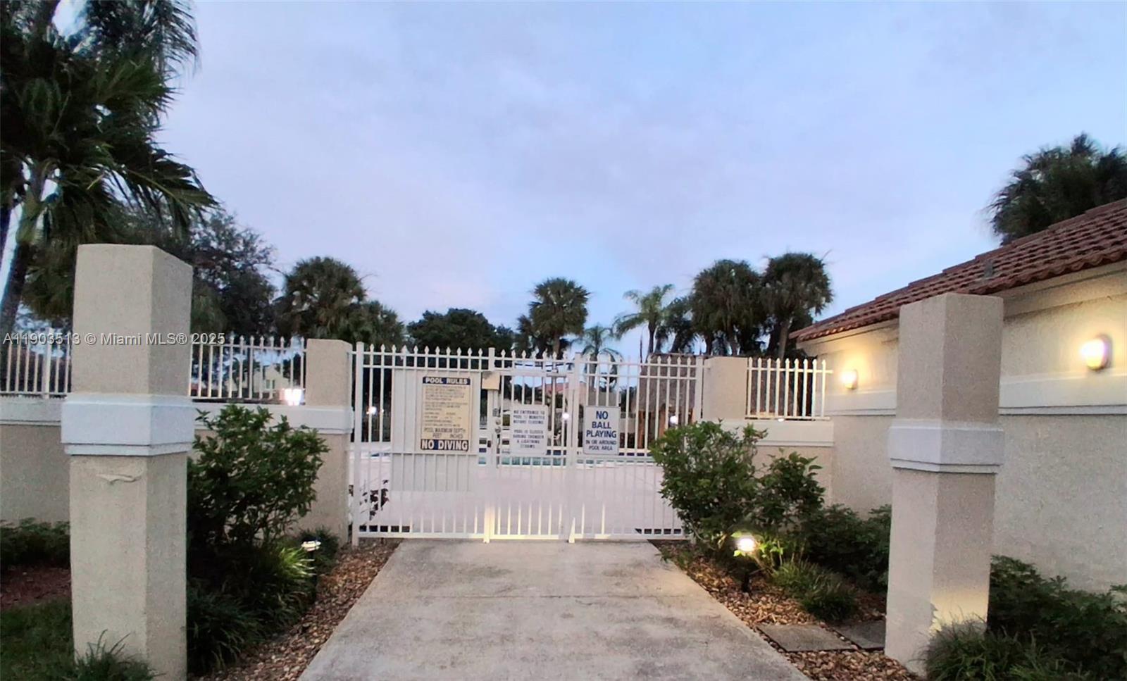 10830 Northwest 8th Street Pembroke Pines, FL 33026 - Photo 63 of 69