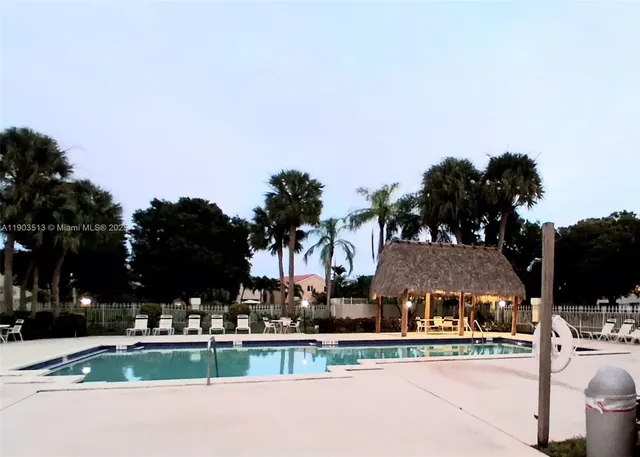 $499,500 | 10830 Northwest 8th Street, Pembroke Pines, FL 33026