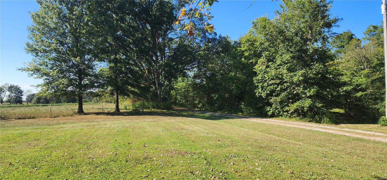 4276 Swanwick-Rice Road Pinckneyville, IL 62274 - Photo 5 of 32