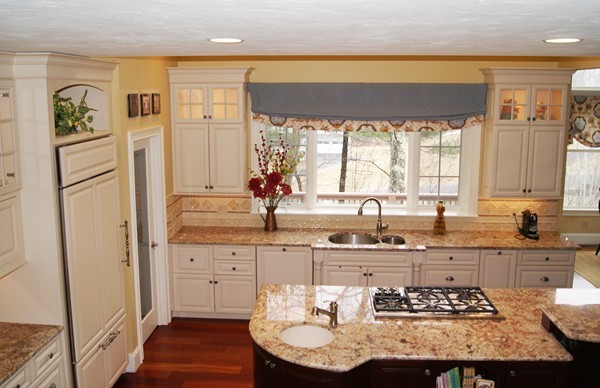 53 Fox Run Road Bolton, MA 01740 - Photo 8 of 25 Gallery Image 8