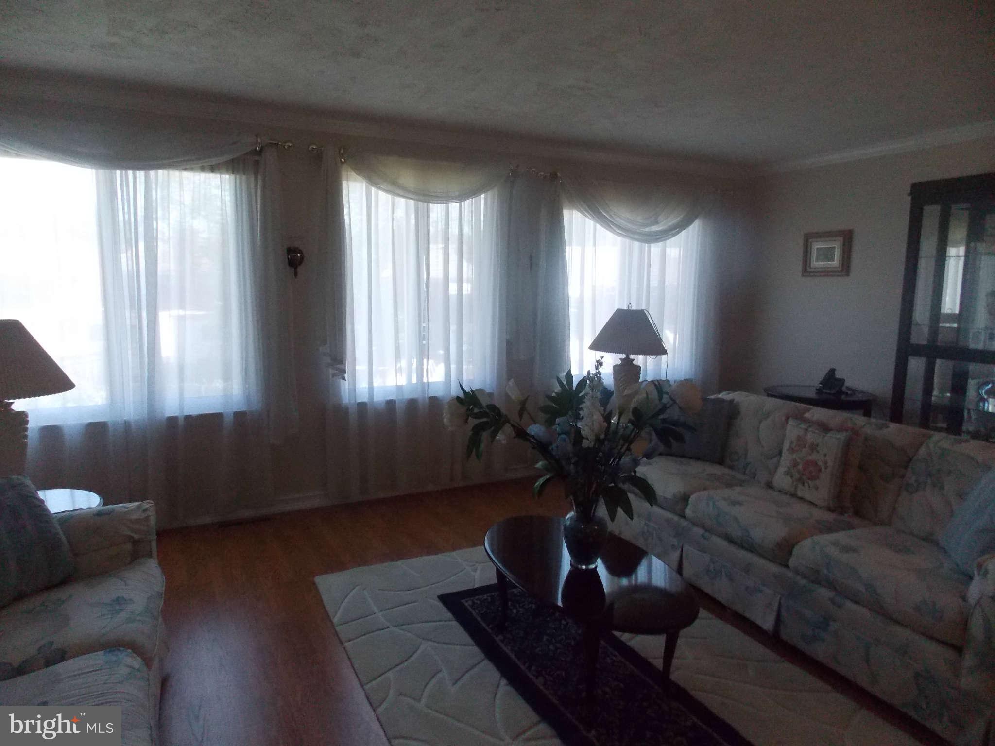 4406 Barnaby Road Southeast Washington, DC 20032 - Photo 3 of 17 Living Room