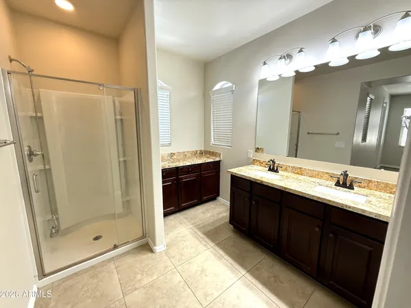 $2,350 | 9237 West Coolbrook Avenue, Peoria, AZ 85382