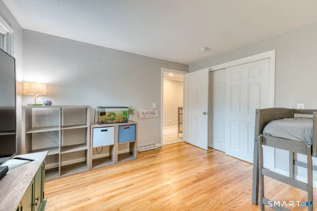 $619,900 | 64 Somerset Lane, Somers, CT 06071