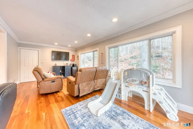 $619,900 | 64 Somerset Lane, Somers, CT 06071