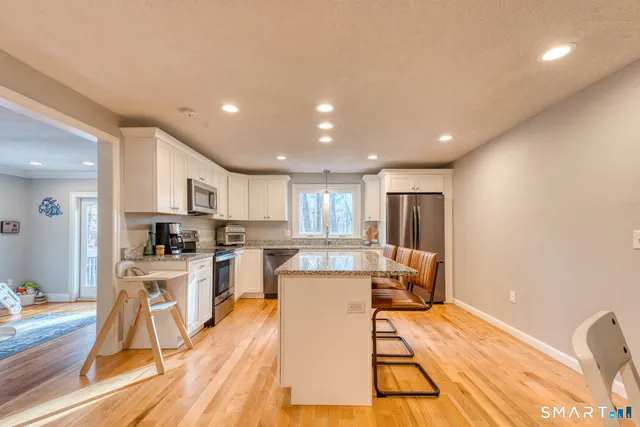 $619,900 | 64 Somerset Lane, Somers, CT 06071