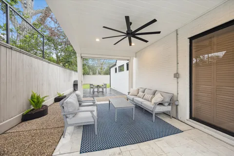 $2,895,000 | 6348 Vanderbilt Street, West University Place, TX 77005