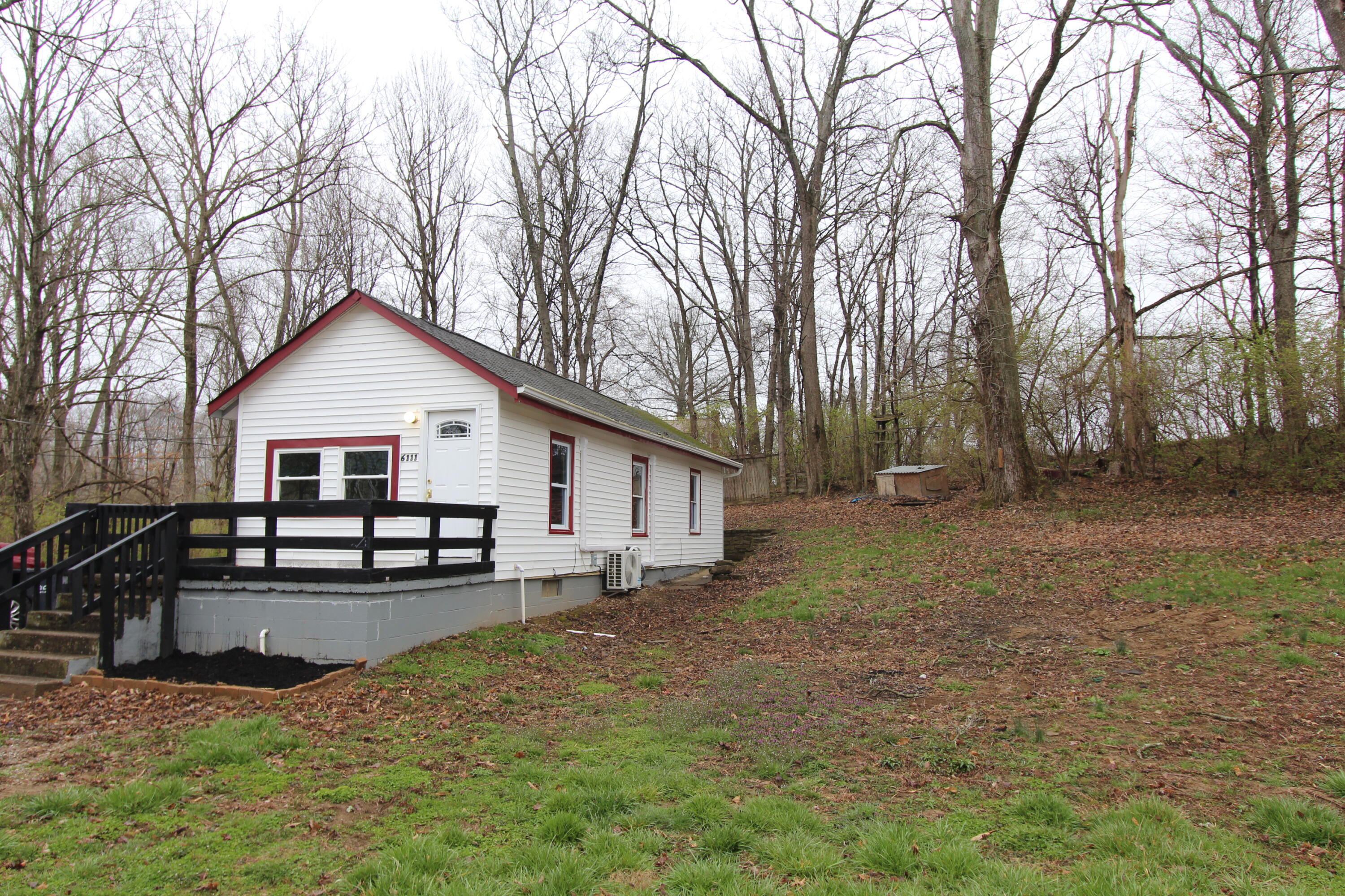 6111 Grove Road Covington, KY 41015 - Photo 3 of 21 Gallery Image 3