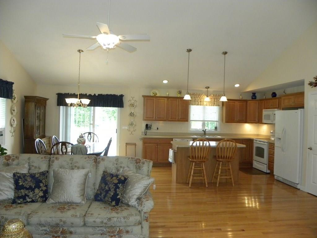 239 Dresser Hill Road Dudley, MA 01571 - Photo 26 of 42 Gallery Image 26