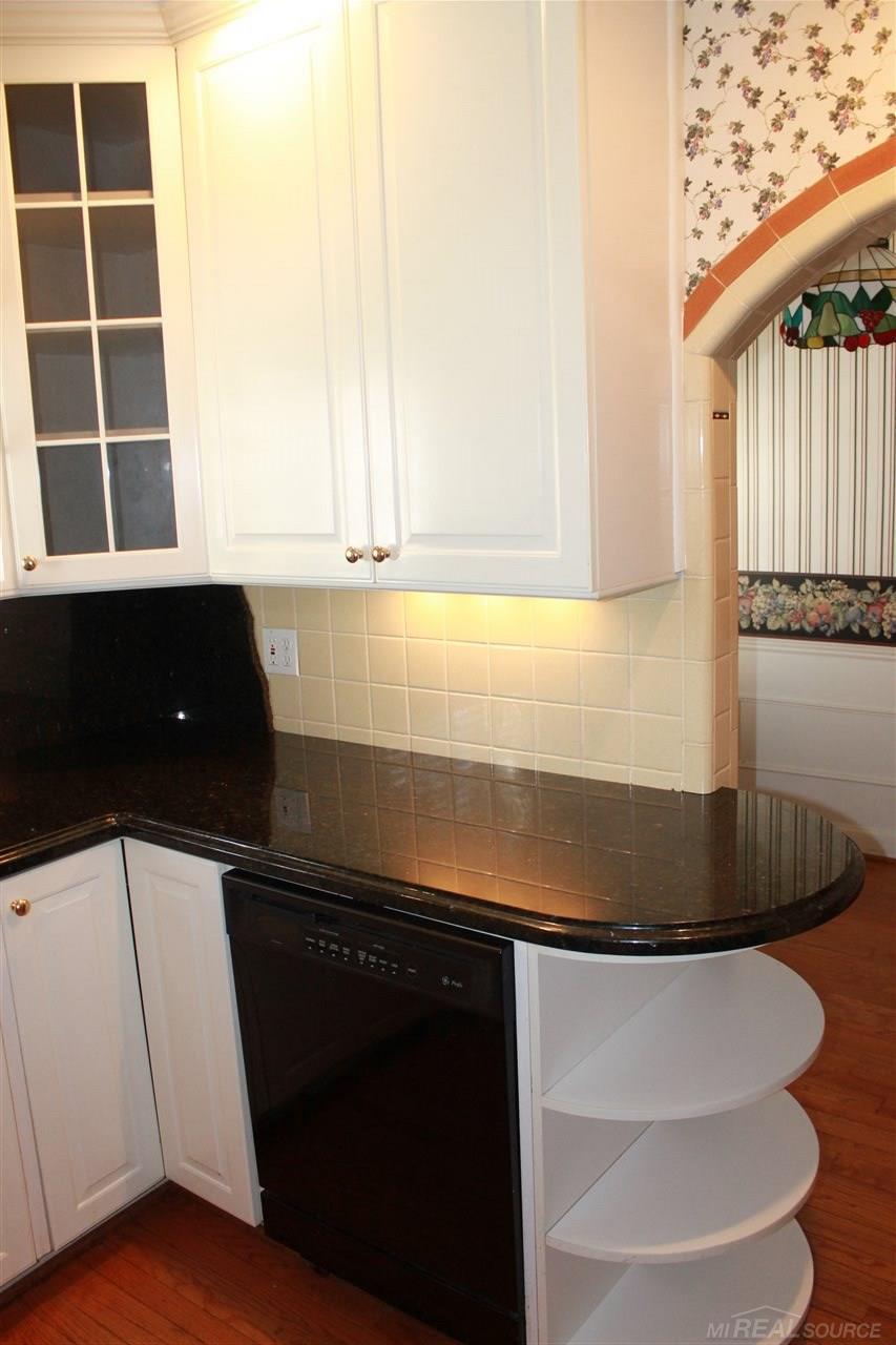 796-798 Trombley Road Grosse Pointe Park, MI 48230 - Photo 27 of 54
