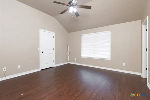 $1,275 | 502 Sladecek Drive, Unit A, Killeen, TX 76542