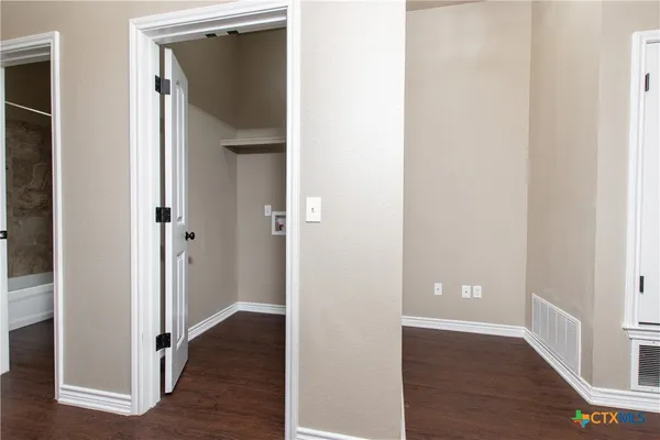 $1,275 | 502 Sladecek Drive, Unit A, Killeen, TX 76542