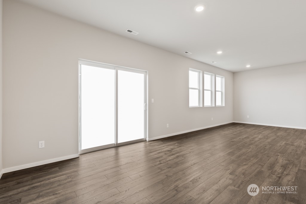 1328 Southwest Pendleton Way, Unit 159 Port Orchard, WA 98367 - Photo 11 of 27 Gallery Image 11