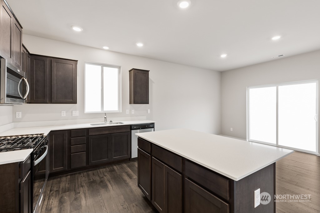 1328 Southwest Pendleton Way, Unit 159 Port Orchard, WA 98367 - Photo 13 of 27 Gallery Image 13