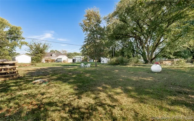 $105,000 | 102 South Lapping Avenue, Hardinsburg, IN 47125