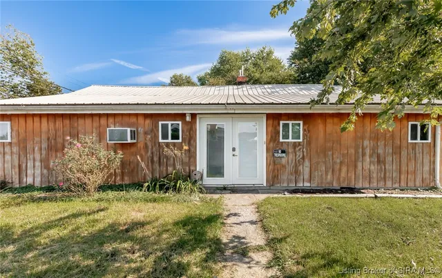 $105,000 | 102 South Lapping Avenue, Hardinsburg, IN 47125