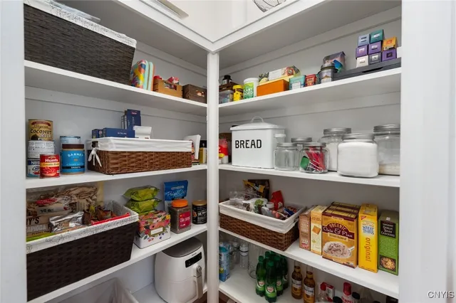 $659,900 | 8642 Teugega Point Road, Western, NY 13440