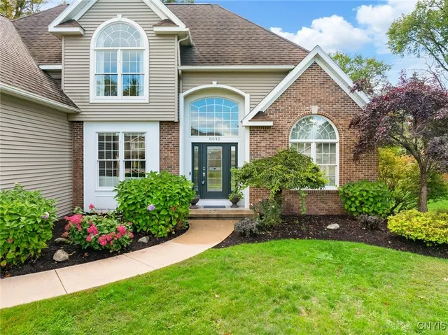 $659,900 | 8642 Teugega Point Road, Western, NY 13440