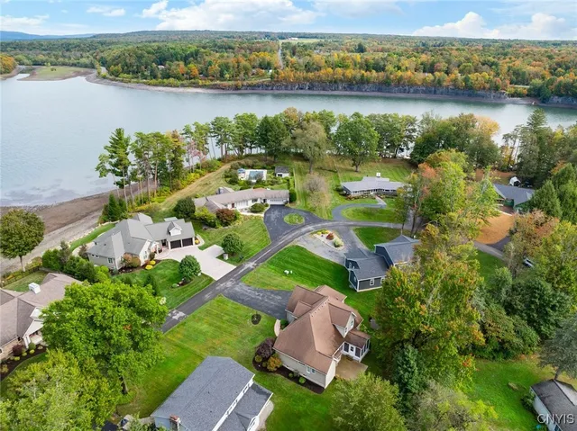 $659,900 | 8642 Teugega Point Road, Western, NY 13440