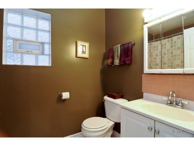 1628 North Bell Avenue, Unit 2 Chicago, IL 60647 - Photo 8 of 10