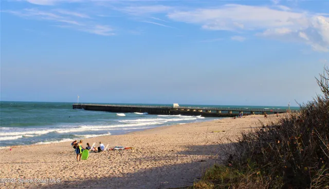 $2,900 | 106 Delvalle Street, Melbourne Beach, FL 32951