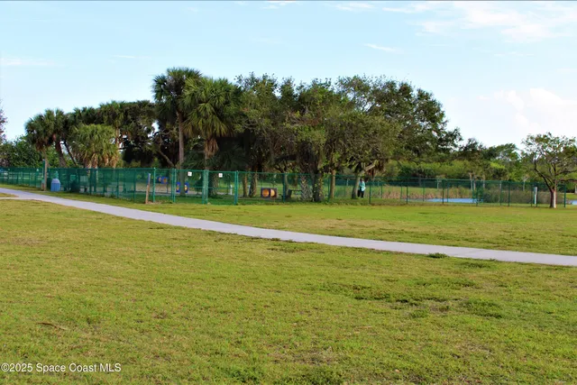 $2,900 | 106 Delvalle Street, Melbourne Beach, FL 32951