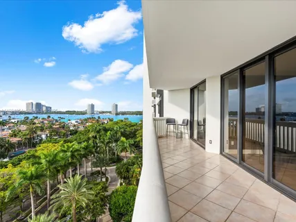 $725,000 | 2000 Island Boulevard, Unit 903, Aventura, FL 33160
