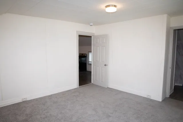 $215,000 | 317 Pleasant Street, Bennington, VT 05201