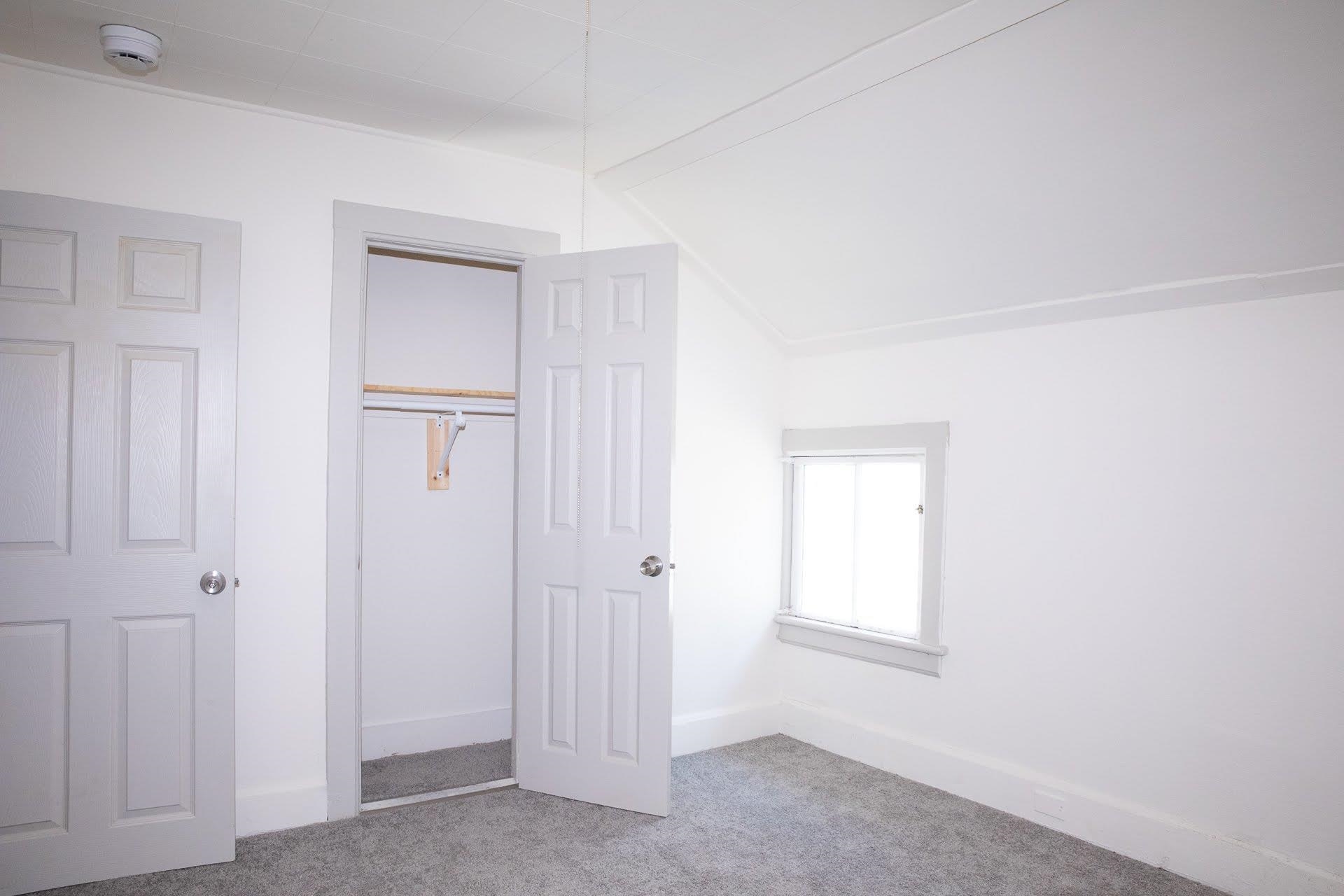 317 Pleasant Street Bennington, VT 05201 - Photo 18 of 40