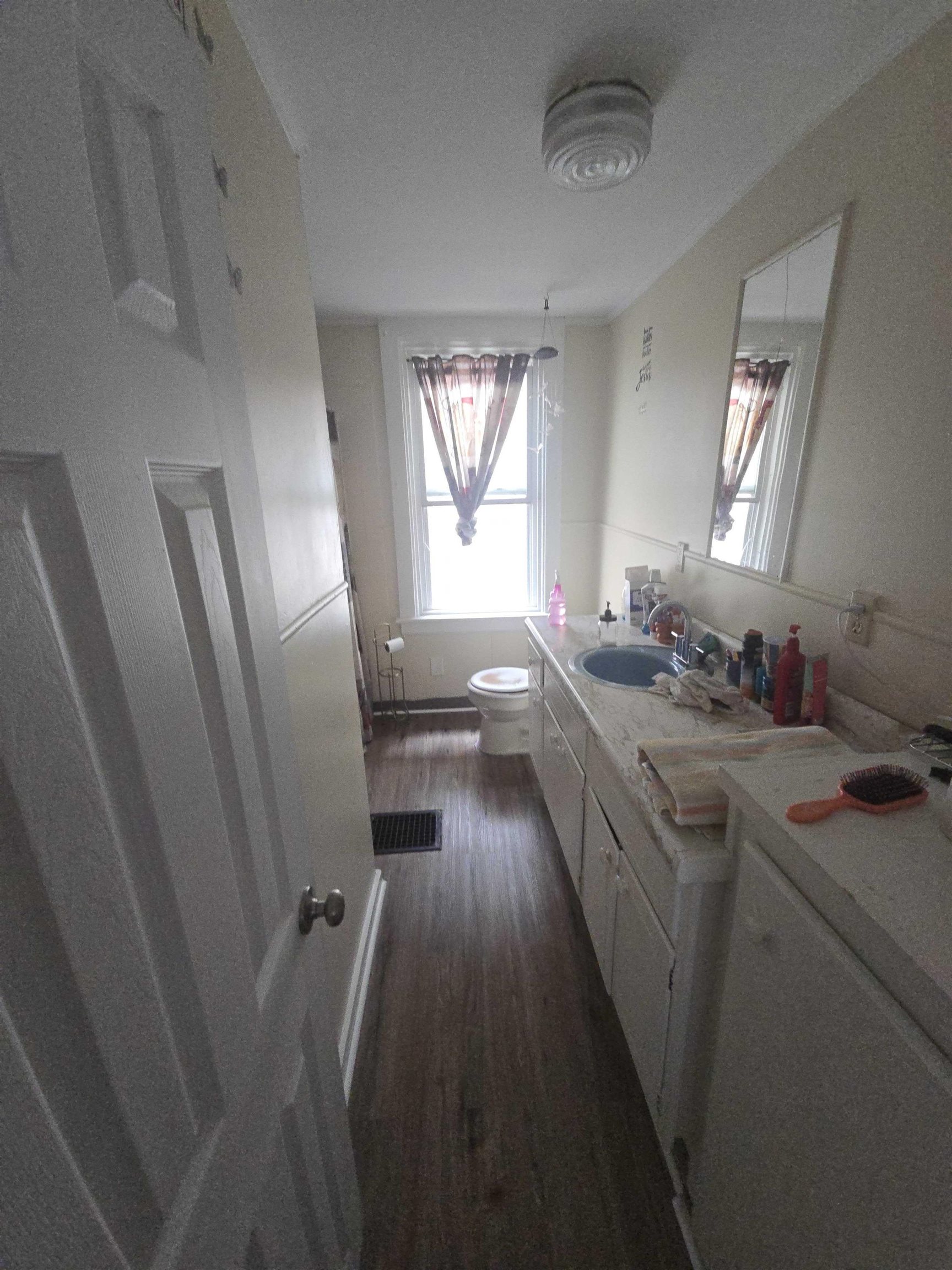 317 Pleasant Street Bennington, VT 05201 - Photo 35 of 40