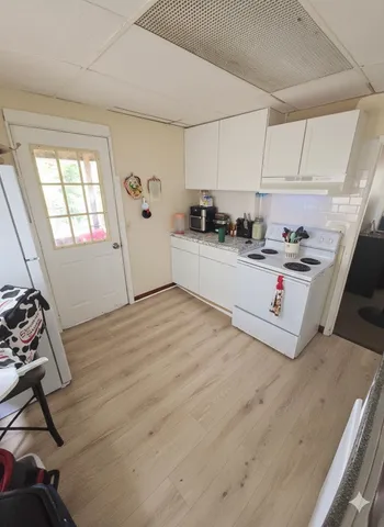 $215,000 | 317 Pleasant Street, Bennington, VT 05201