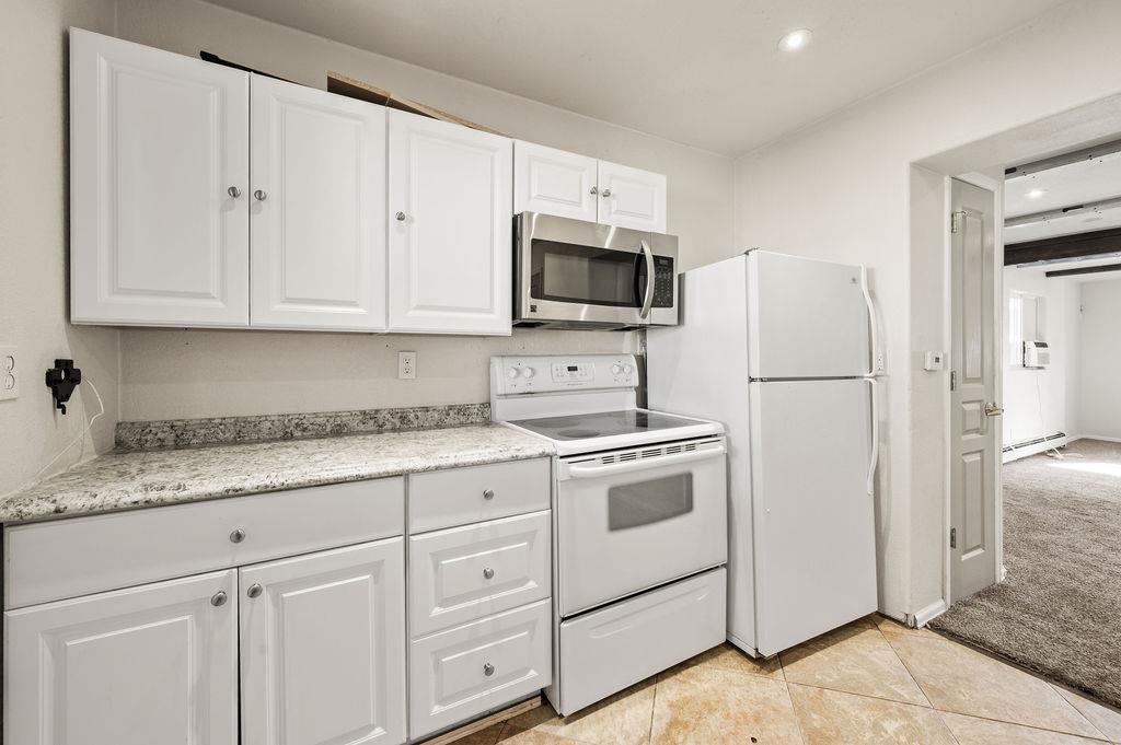 332 Lake Road Grand Junction, CO 81507 - Photo 9 of 42