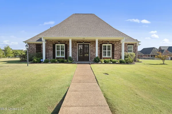 $499,000 | 4721 Pleasant Breeze Drive, Olive Branch, MS 38654
