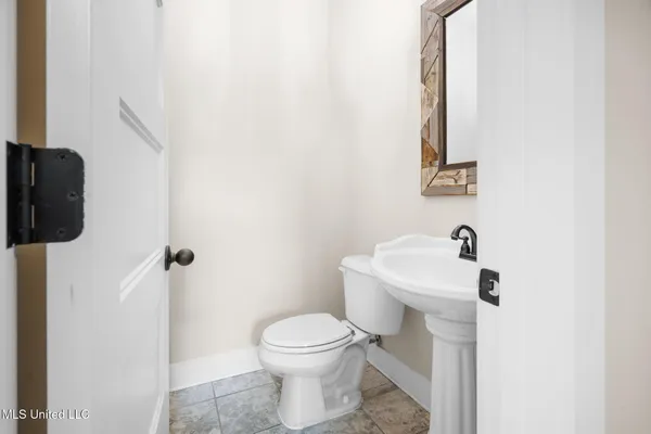 $499,000 | 4721 Pleasant Breeze Drive, Olive Branch, MS 38654