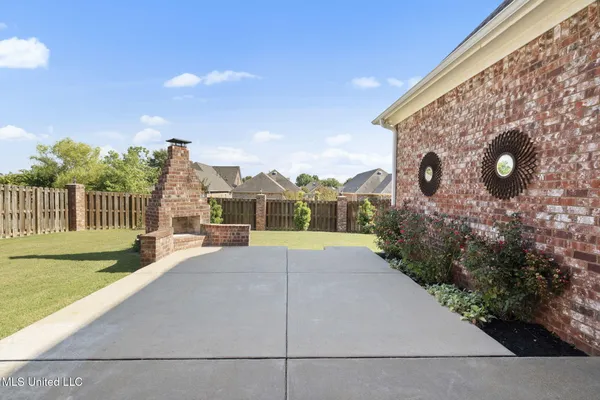 $499,000 | 4721 Pleasant Breeze Drive, Olive Branch, MS 38654