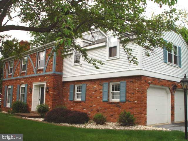 1117 Mill Mar Road Lancaster, PA 17601 - Photo 3 of 12 Gallery Image 3