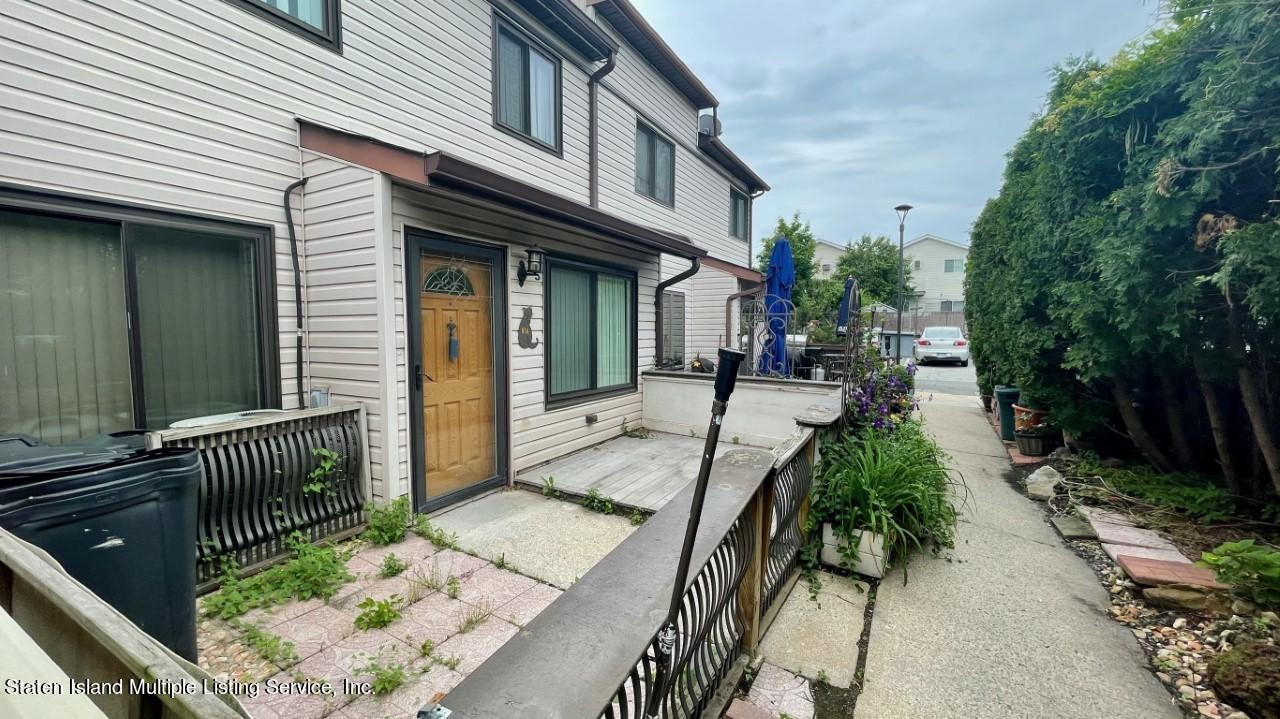 83 Selvin Loop, Unit A Staten Island, NY 10303 - Photo 3 of 3 3