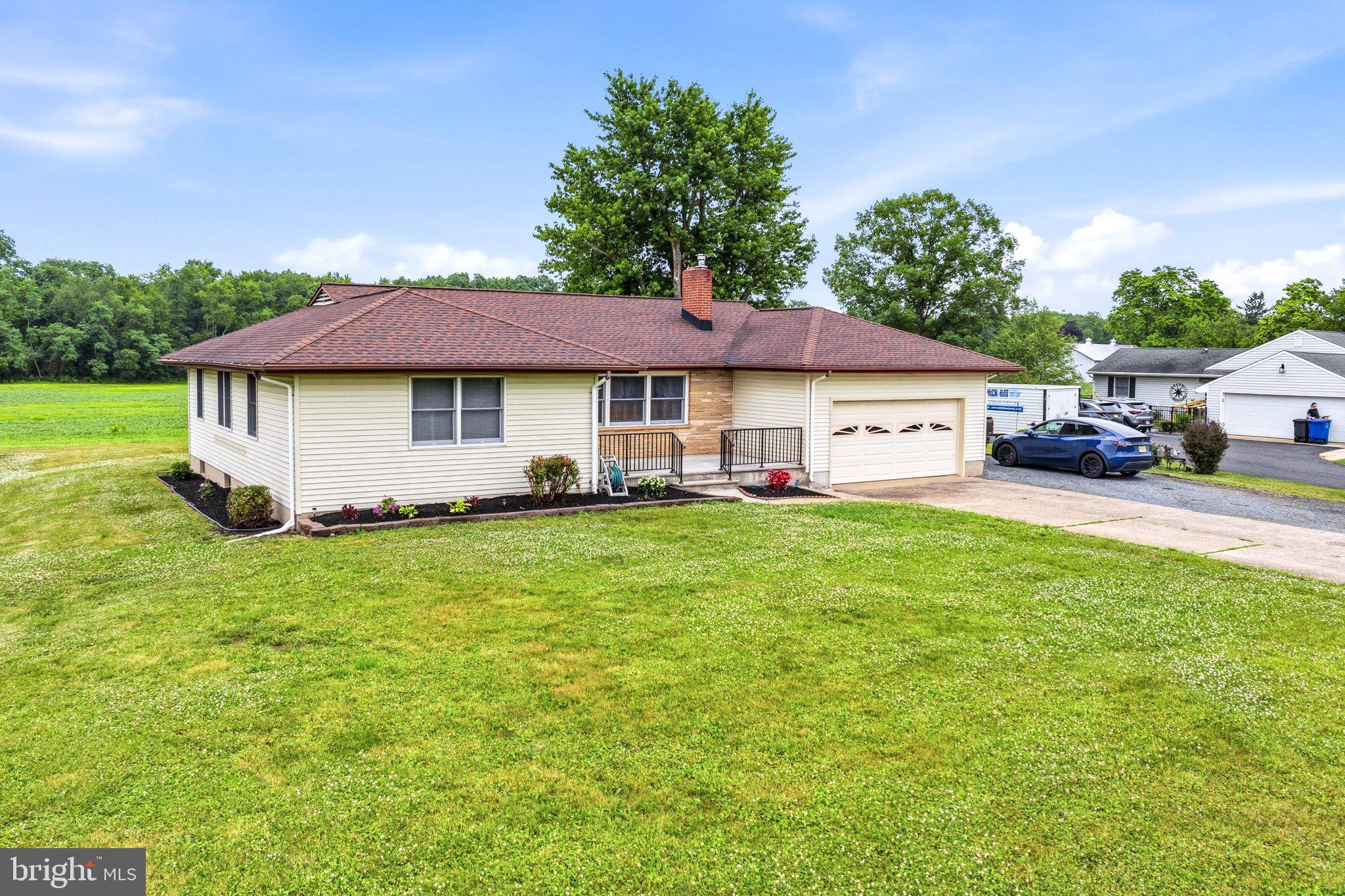 25399 Mt Pleasant Road Columbus, NJ 08022 - Photo 5 of 47