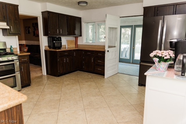 7059 Hopkins Road Mentor, OH 44060 - Photo 9 of 28