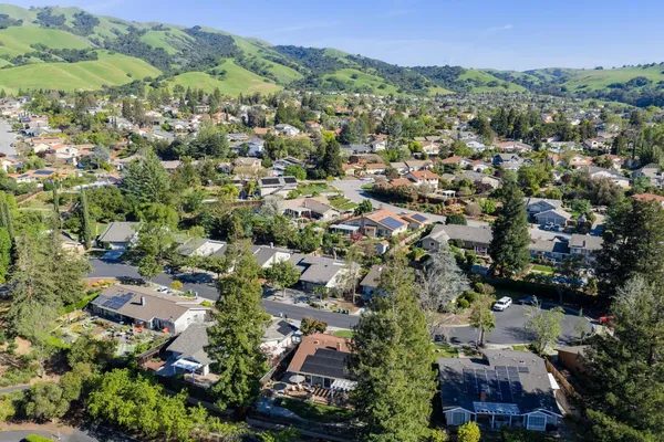 $1,398,000 | 8325 Pinotage Court, San Jose, CA 95135