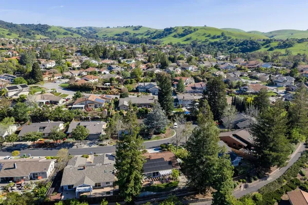 $1,398,000 | 8325 Pinotage Court, San Jose, CA 95135
