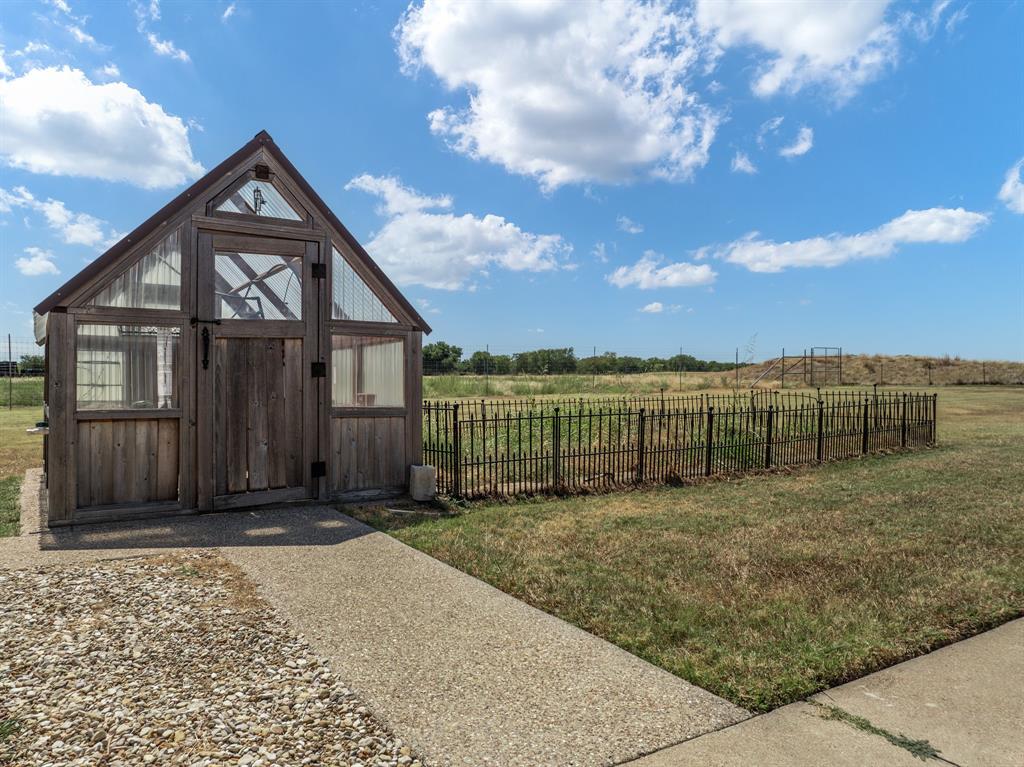 5112 Old Caufield Ranch Road McGregor, TX 76657 - Photo 32 of 34 Gallery Image 32