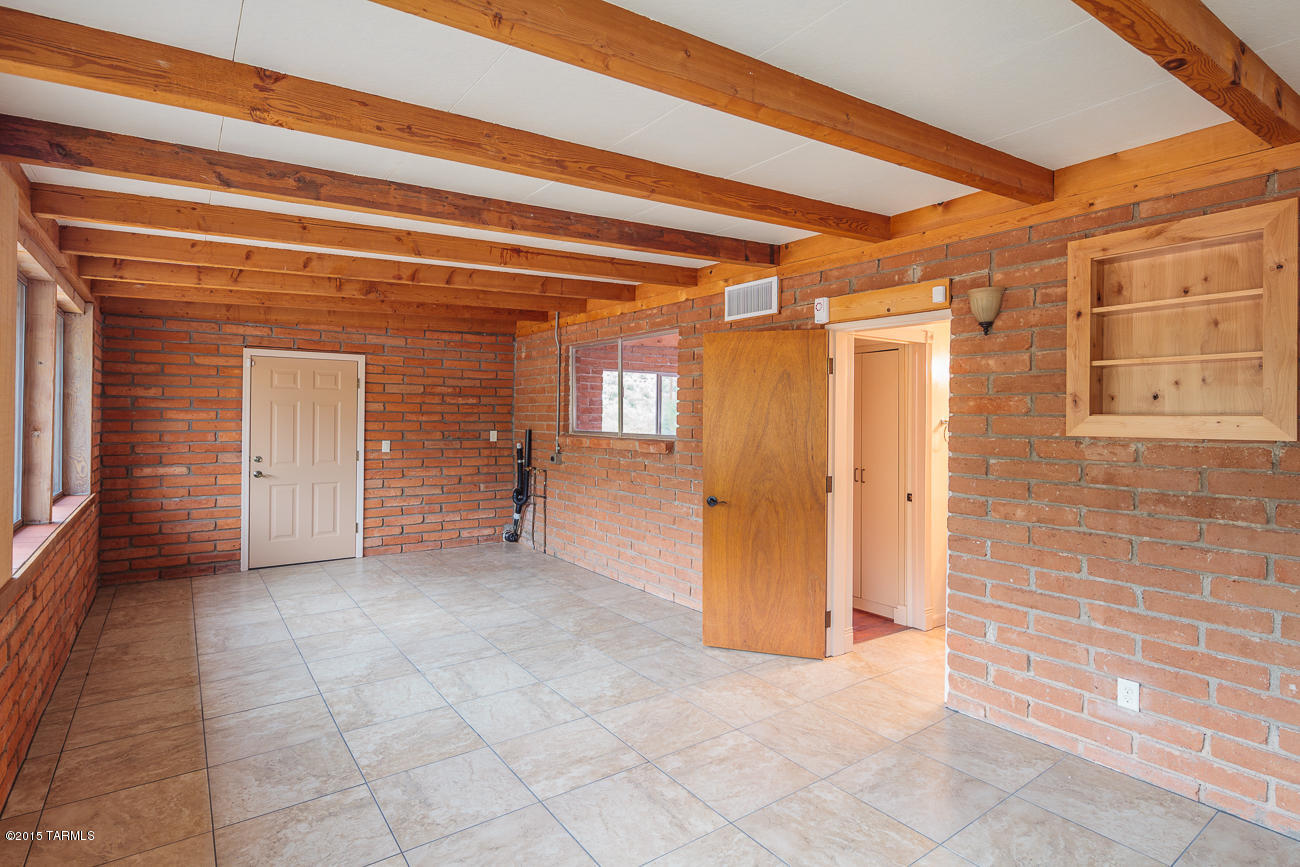 3610 West Milton Road Tucson, AZ 85746 - Photo 6 of 17