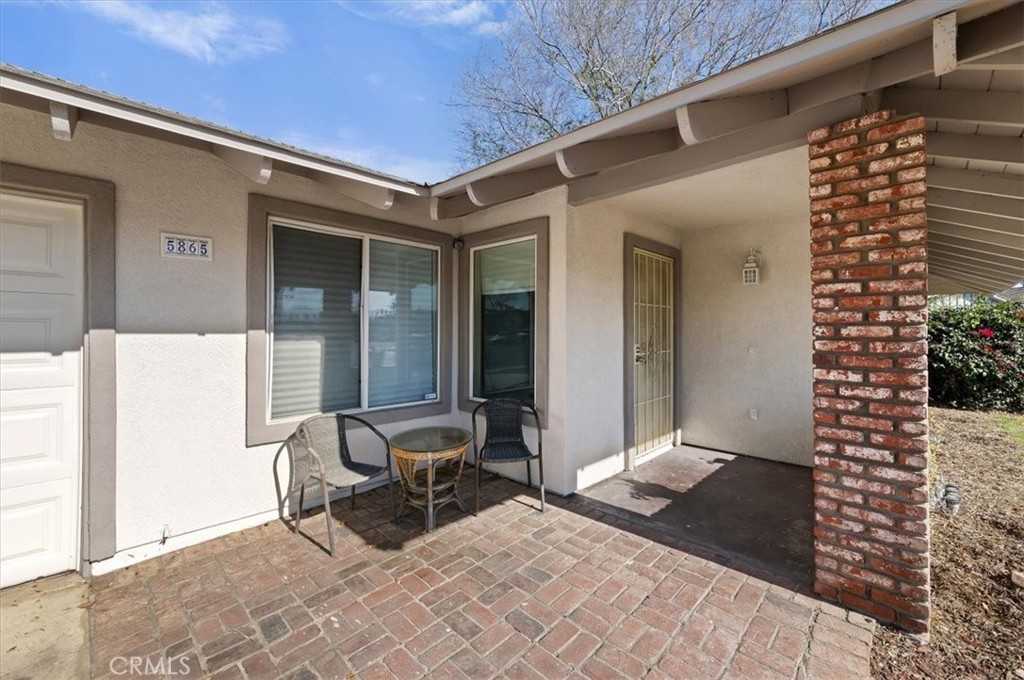 5865 Green Valley Road Riverside, CA 92504 - Photo 5 of 33